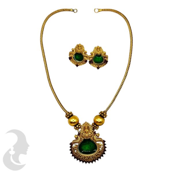 Lakshmi Design Palakka Pendant Green Enamel- Studs, Product Code: V-2065