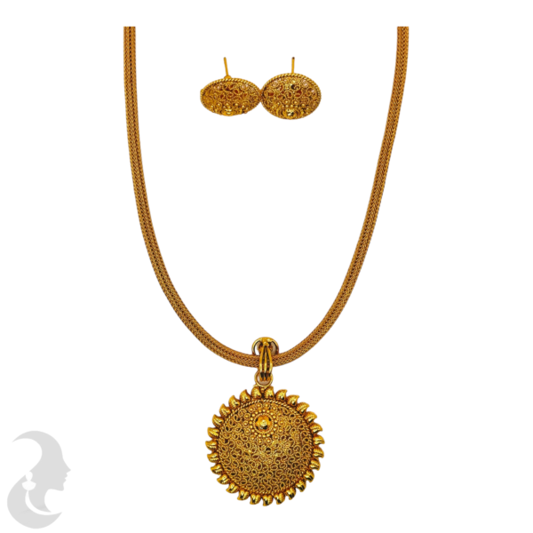 Gold Necklace - Sun Pendant- Studs, Product Code: V-1085