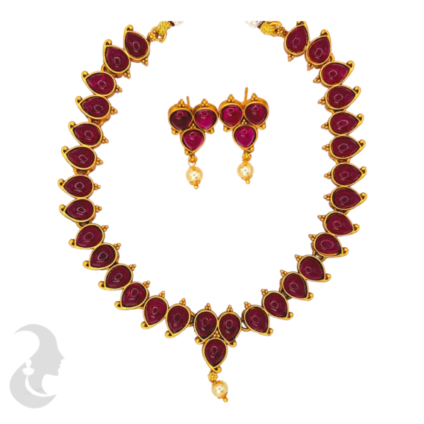 Gold Necklace - Red Stones-Studs, Product Code: V-1019