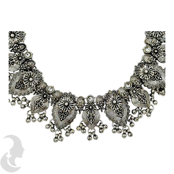 Silver Short Necklace- Flower Design- Plain Stones- Maati - Studs , Product Code: V-1168 - Image 2