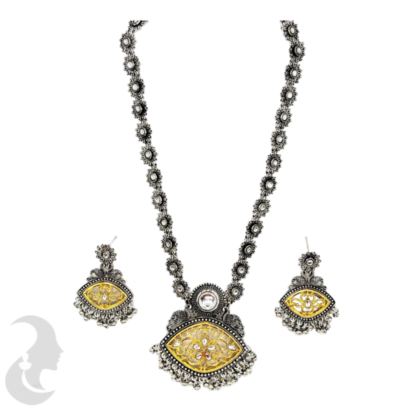 Black Silver- Plain Stones- Gold Design- Flower Necklace- Studs, Product Code: V-1180