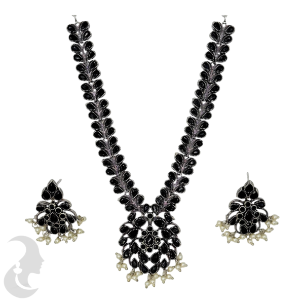 Black Silver- Leaf Design Necklace- Black Stone - Studs, Product Code: V-1225