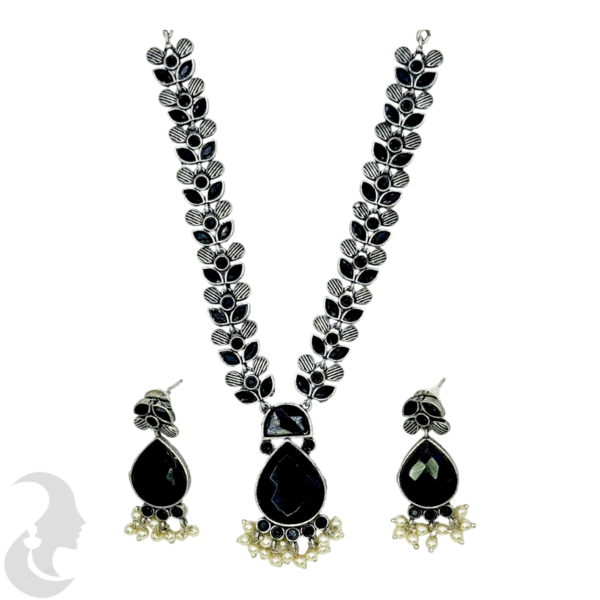 Black Silver Necklace- Gopi Pendant- Black Stones- Studs, Product Code: V-1265