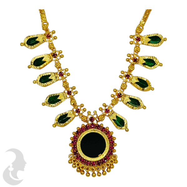 Palakka Nagapadam Necklace- Green Enamel- Round Pendant, Product Code: V-1516 - Image 2