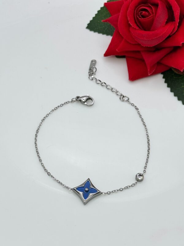 Stainless Steel Colourful Flower Bracelet- Blue Color, Product Code: D-5001