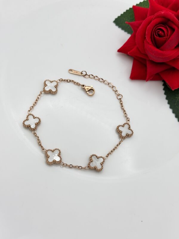 Stainless Steel Clover Link Bracelet- White Color, Product Code: D-5014