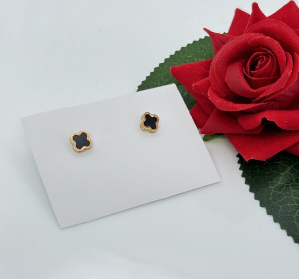 Stainless Steel Rosegold Plated Clover Stud Earrings, Product Code: D-5140