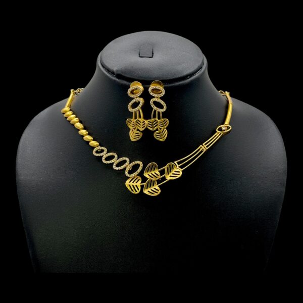 Premium AD Necklace- AD Stones- Oval & Heart Design- Studs, Product Code: V-1581