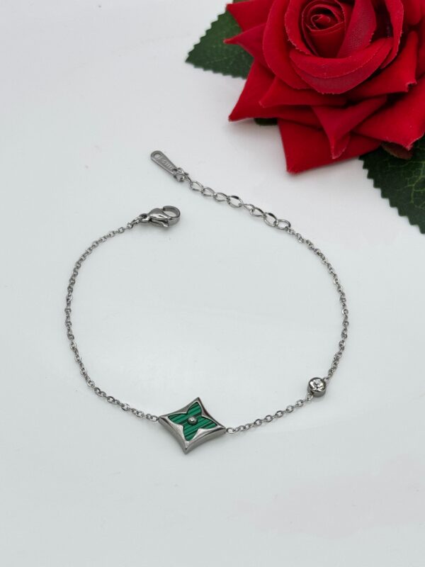 Stainless Steel Colourful Flower Bracelet- Green Color, Product Code: D-5002