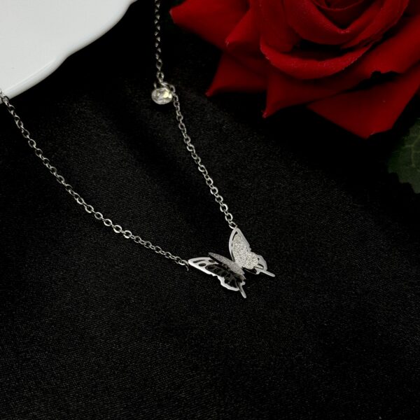 Stainless Steel Butterfly Pendent Necklace, Product Code: D-5216