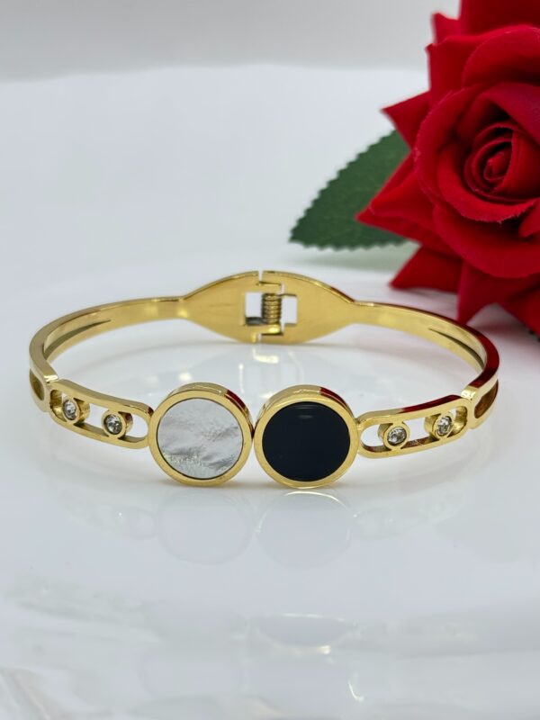 Stainless Steel Gold Plated White & Black Disc Kada, Product Code: D-5057