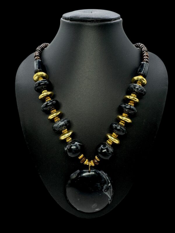 Fancy Short Beads Necklace- Black Color, V-2763